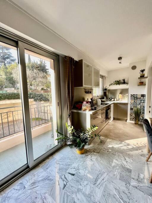 Beau 2 pièces,Terrasse, Parking Menton Centre - Appartement 1 Chambre - 17