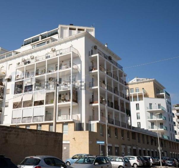 Faro Sul Mare Luxury Apartment - Zona Fiera - Two-Bedroom Apartment - 35