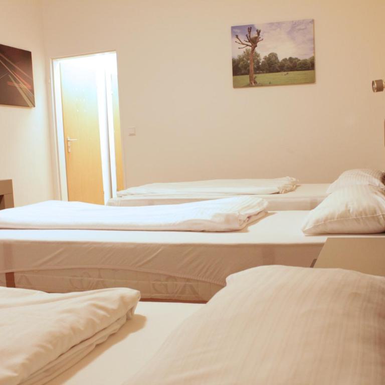 Isar City Hotel - Standard Triple Room - 10