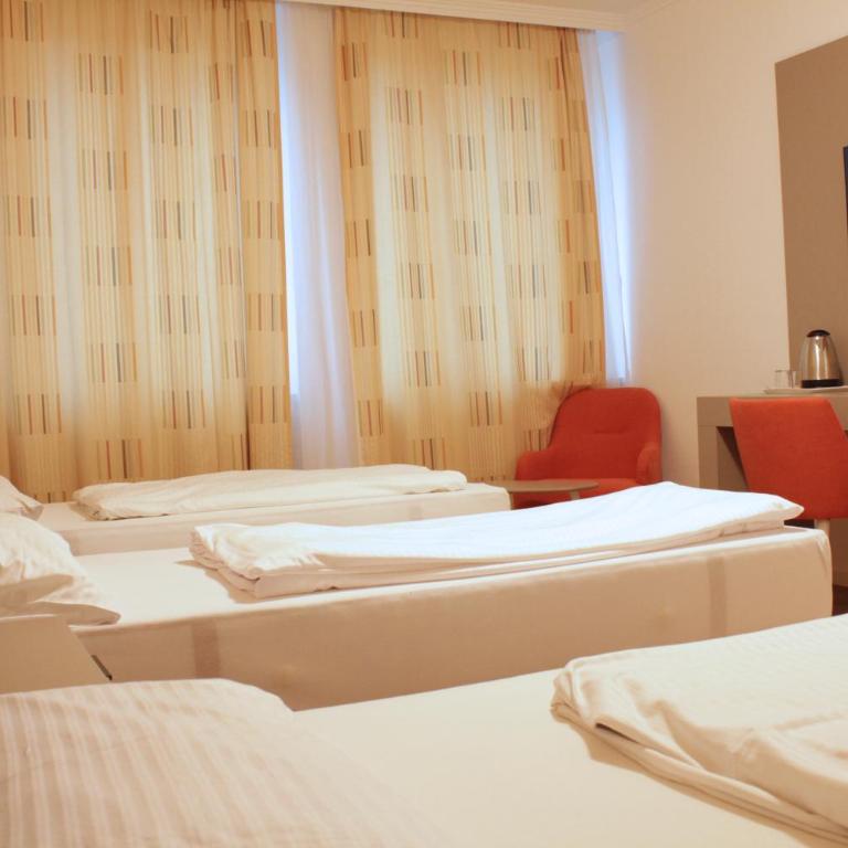 Isar City Hotel - Standard Triple Room - 9