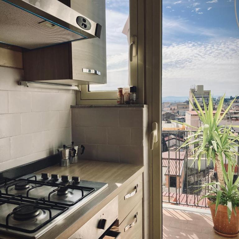 Shared apartment in Catania center. - Single Room with Balcony - 8