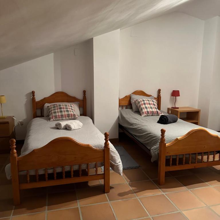 Chalet adosado en la playa de El Perellonet con piscina, pista tenis - Four-Bedroom House - 7
