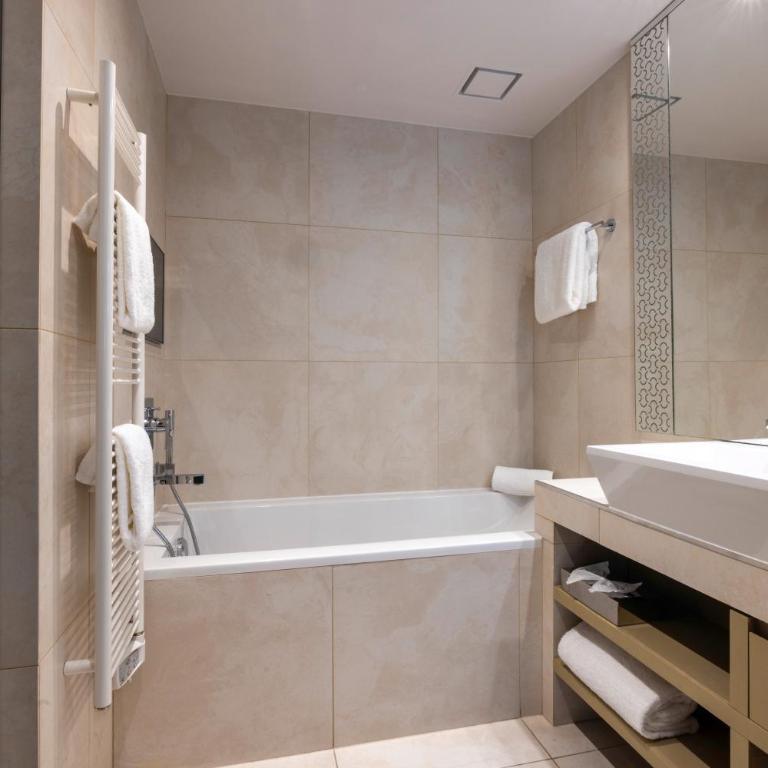 Hôtel Etoile Maillot - Chambre Double Exécutive Deluxe - 5