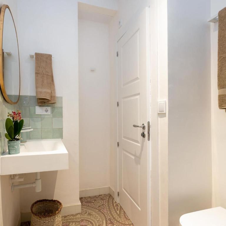 ChezmoiHomes Villa Glorïa with Parking - Vacation Home - 39