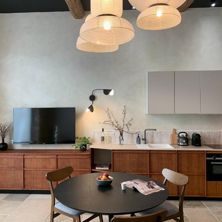 Home Chic Home - Les Suites de La Comédie - Boutique Apartment - Ground Floor - 1