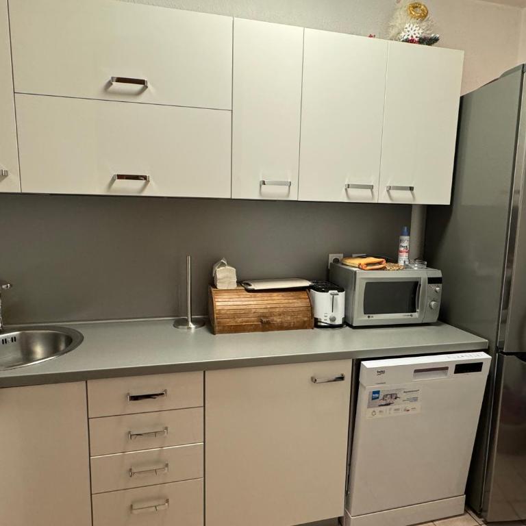 Apartman Sunnyplace - Two-Bedroom Apartment - 13