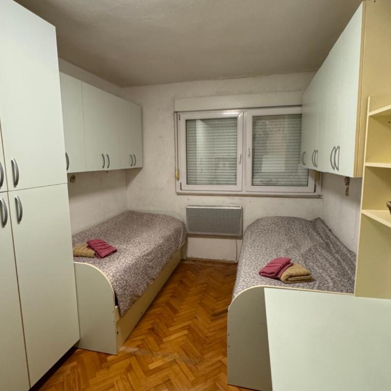 Apartman Sunnyplace - Two-Bedroom Apartment - 16