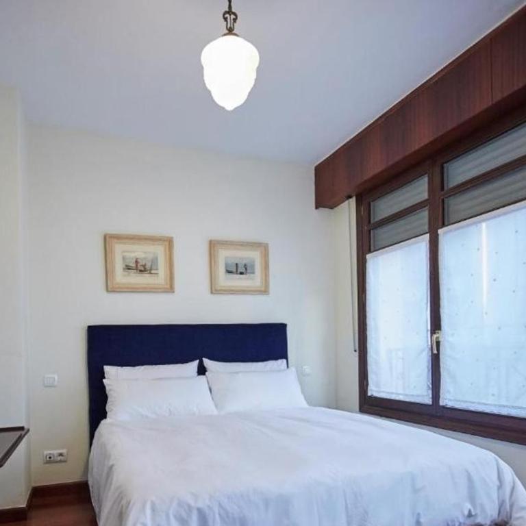 NANA in Bilbao Párking en el edificio - Two-Bedroom Apartment - 10