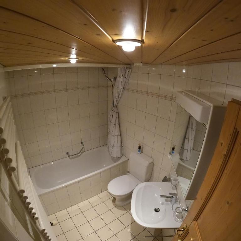 Fine&Pine Center Apartment - Apartment mit 3 Schlafzimmern - 13