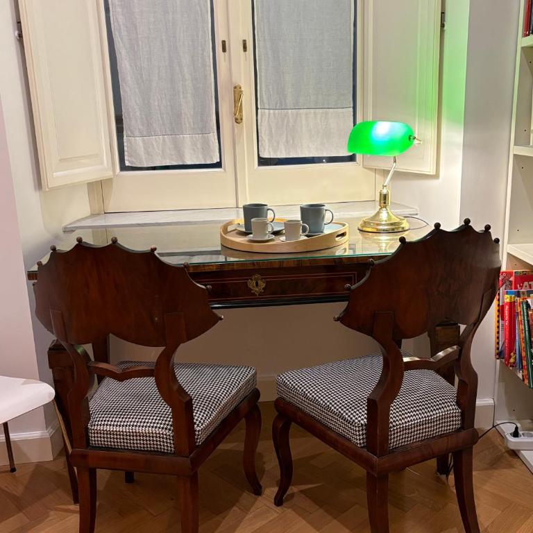 NAPOLIFOREVER ELEGANT APARTMENT Casa Vacanze a Chiaia CENTRO - Appartamento con 2 Camere da Letto - 36