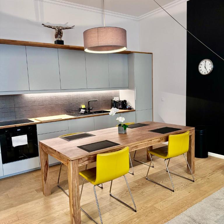 Old Town Antibes Apartment with AC 320m from Beach - Appartement Supérieur - 3