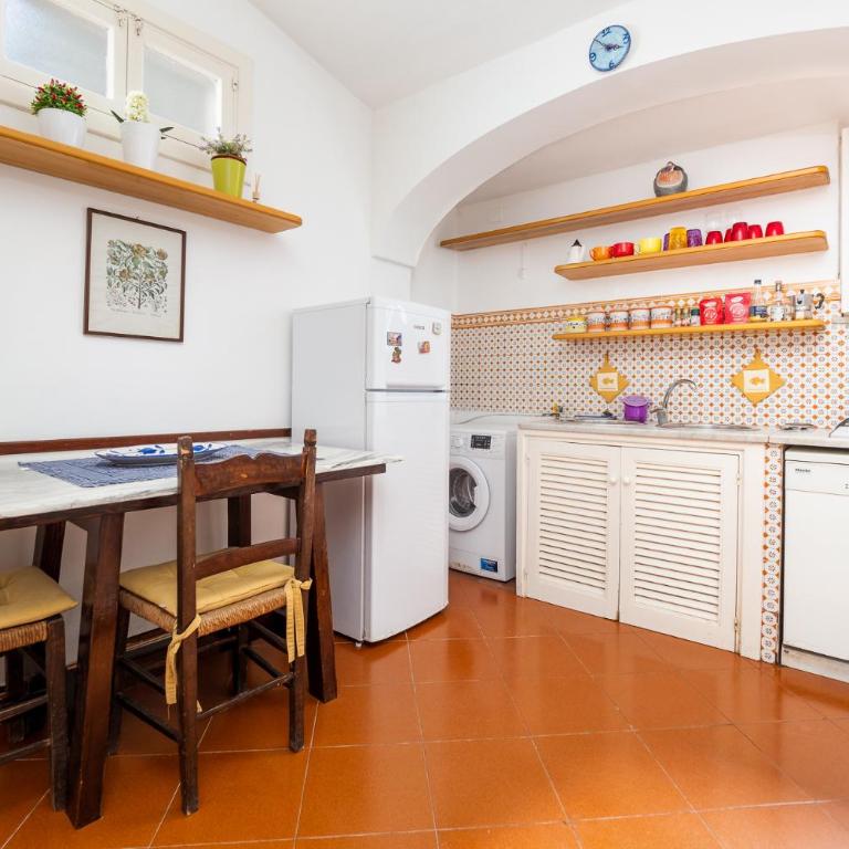 Casa Simona - Positano Center - 5 min to the beach - Casa con 2 Camere da Letto - 7
