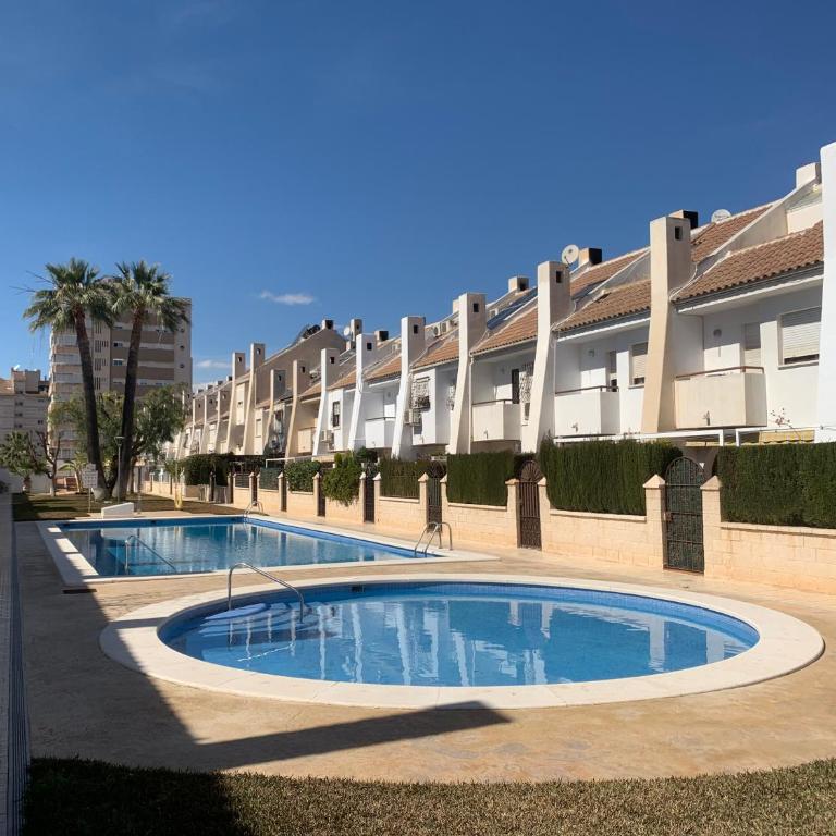 Casa en Cabo Huertas con piscina privada y zona residencial By Turihome - Three-Bedroom House - 1