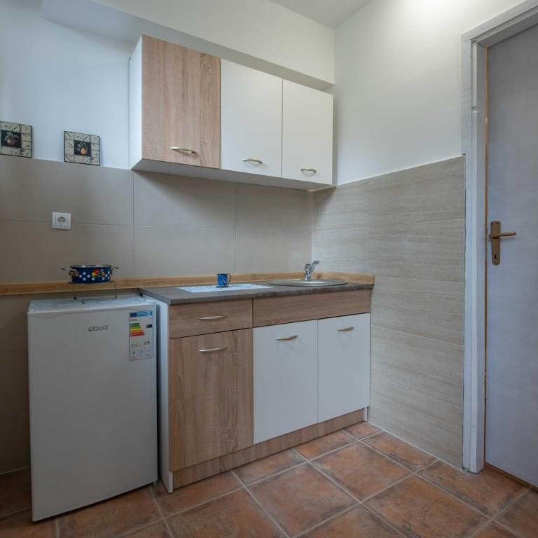 Minute to the SEA - Vacation Home - Studio s Pogledom na Vrt - 4