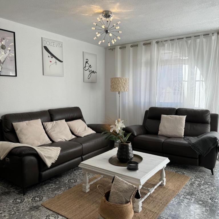 Casa en Cabo Huertas con piscina privada y zona residencial By Turihome - Three-Bedroom House - 7