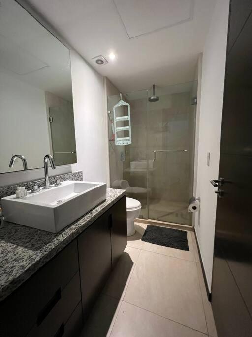 Departamento de Lujo Vista al mar Piso 15 - Three-Bedroom Apartment - 11