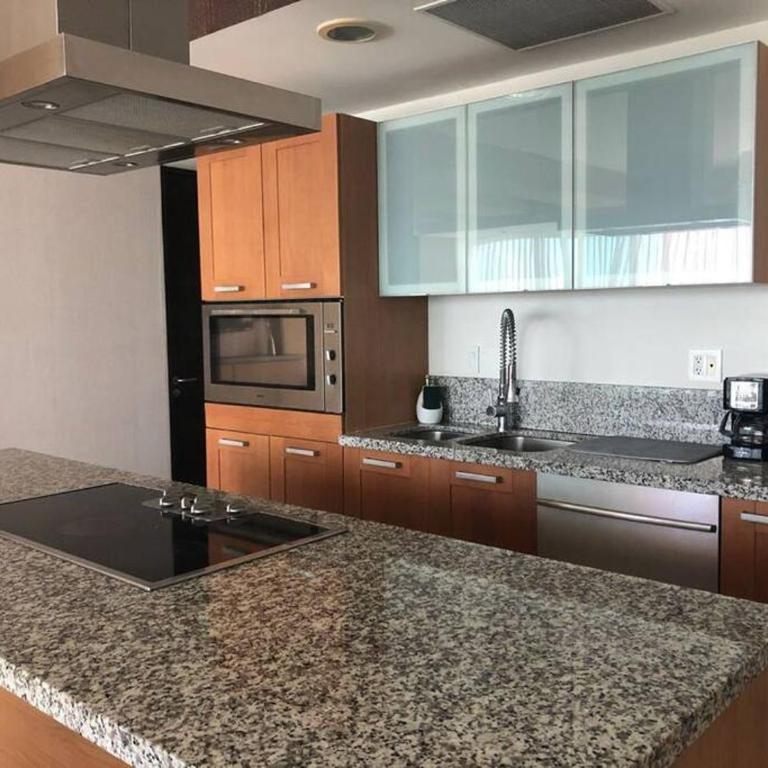 Departamento de Lujo Vista al mar Piso 15 - Three-Bedroom Apartment - 6