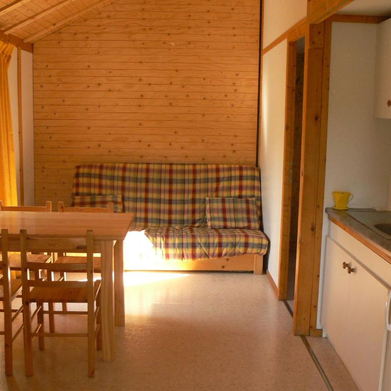 Camping le Petit Liou Sites & Paysages - Two-Bedroom Chalet - 4