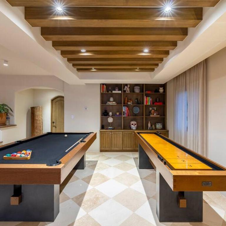 Casa La Piñata 7BR - Concierge and Maid Included - Villa - 85