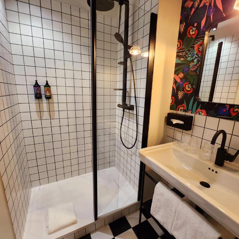 LABE Hôtel Tours Centre Gare - Chambre Double Supérieure - 5