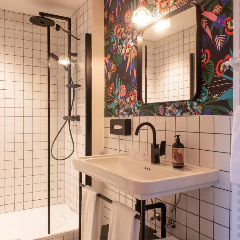LABE Hôtel Tours Centre Gare - Chambre Double Deluxe - 4