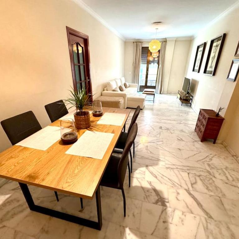 Apartamento en PLENO CENTRO con APARCAMIENTO opcional - Apartamento de 2 dormitorios - 4