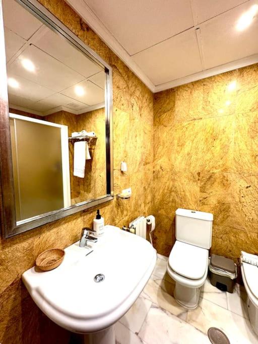 Apartamento en PLENO CENTRO con APARCAMIENTO opcional - Apartamento de 2 dormitorios - 15