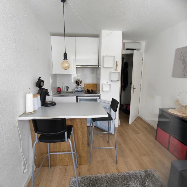 STUDIO COSY ISARD P2000 - One-Bedroom Apartment - 11