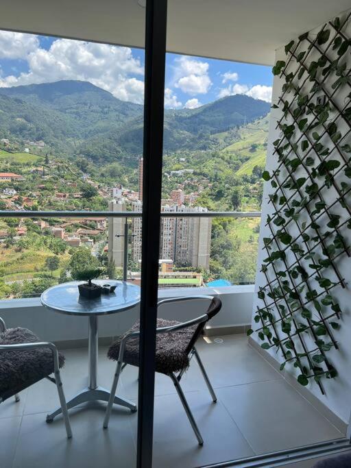 Moderno Apartamento en Sabaneta / Medellín - Apartamento de 2 dormitorios - 24