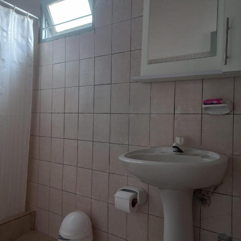 Casa cerca del centro con cochera - Apartamento de 2 dormitorios - 7