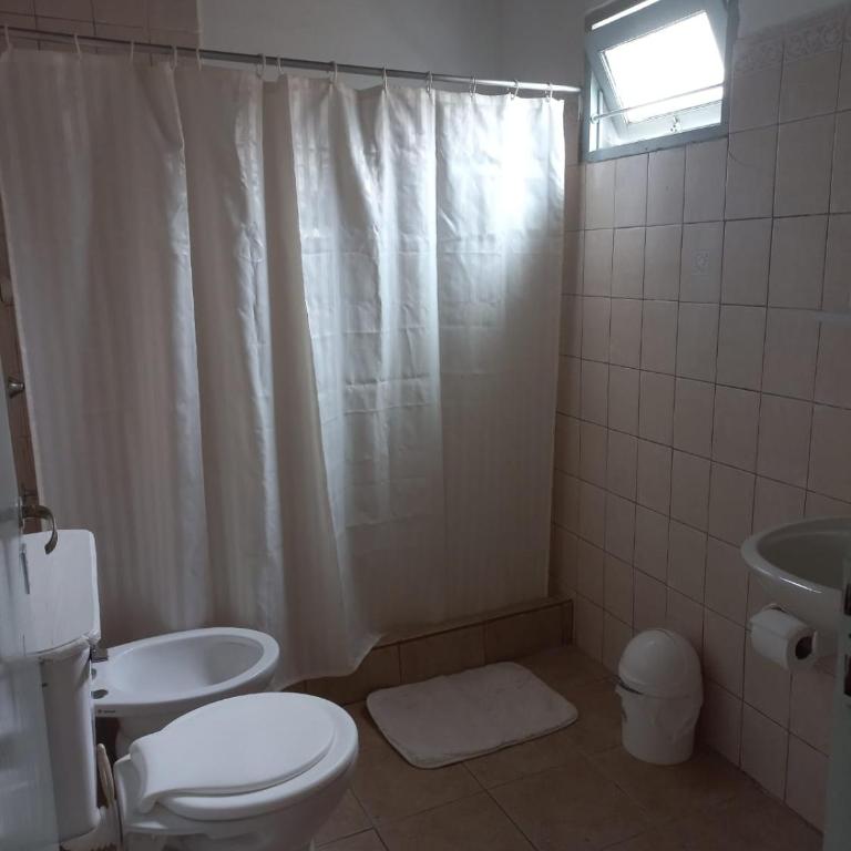Casa cerca del centro con cochera - Apartamento de 2 dormitorios - 11