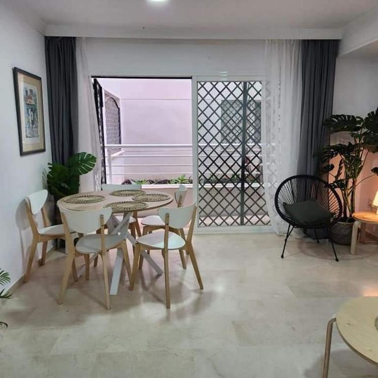 Apartment Beachfront Accommodation - Two-Bedroom Apartment - 6