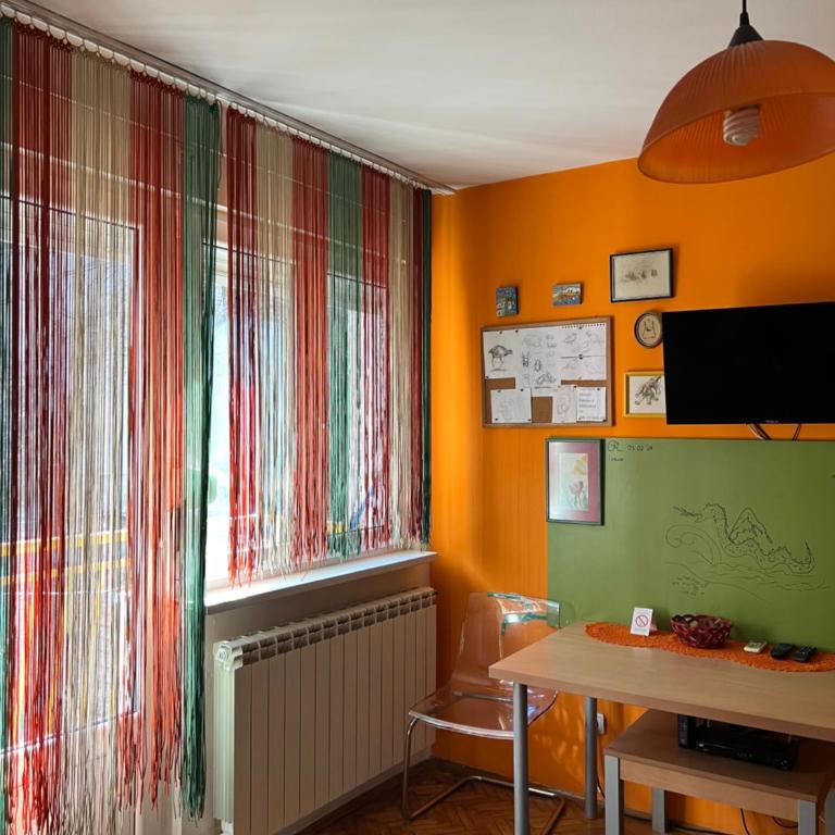 Orange Place Studio - Apartman s 1 Spavaćom Sobom i Balkonom - 2