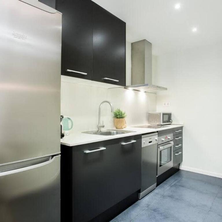 The Collection Barcelona - Bright and modern 3bedroom in Las Ramblas 3 1B - Apartamento - 5