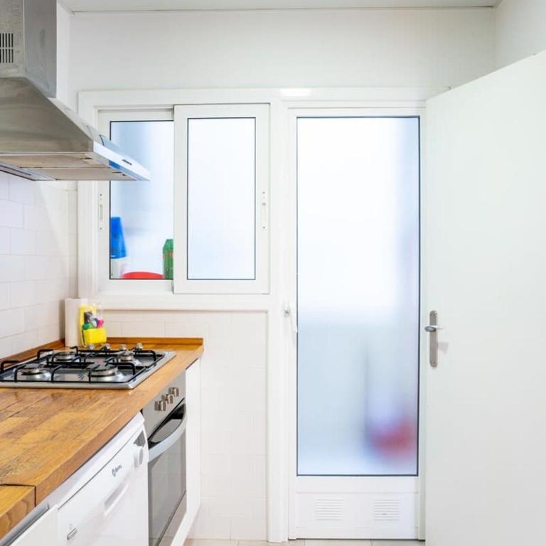 The Collection Barcelona - Bright 4BD with terrace near Arc de Triomf - Apartment - 10