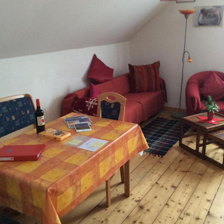 Villa Talheim - Apartment mit 3 Schlafzimmern und Bergblick - 13