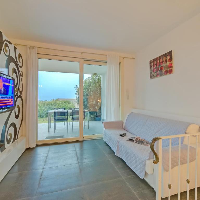Casa Oleandri With Pool And Lake View - Apartment with Lake View - 1