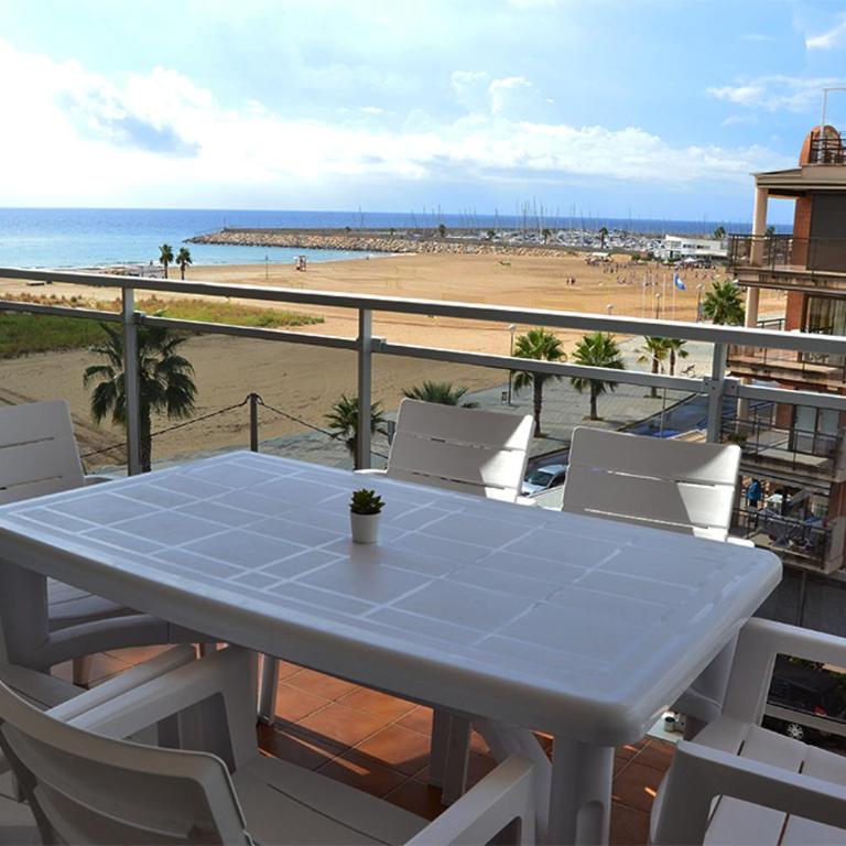Playa Marina - Apartamento de 3 dormitorios - 14