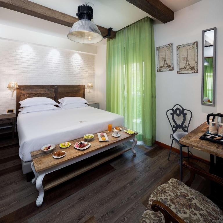 Best Western Maison B Hotel - Camera King Deluxe con Balcone e Vista Mare - 6