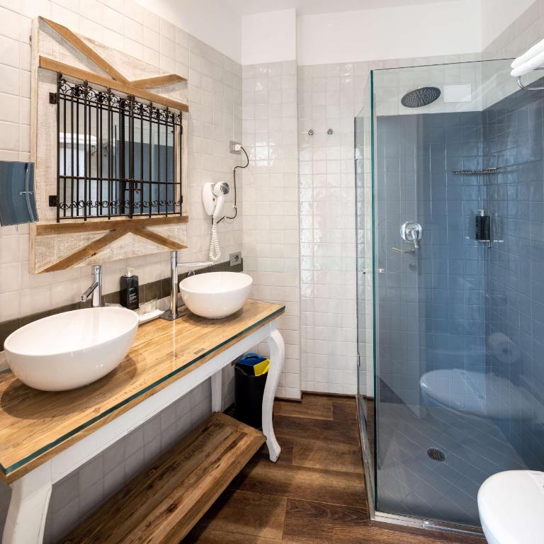 Best Western Maison B Hotel - Camera Tripla Deluxe con Balcone e Vista Mare - 3