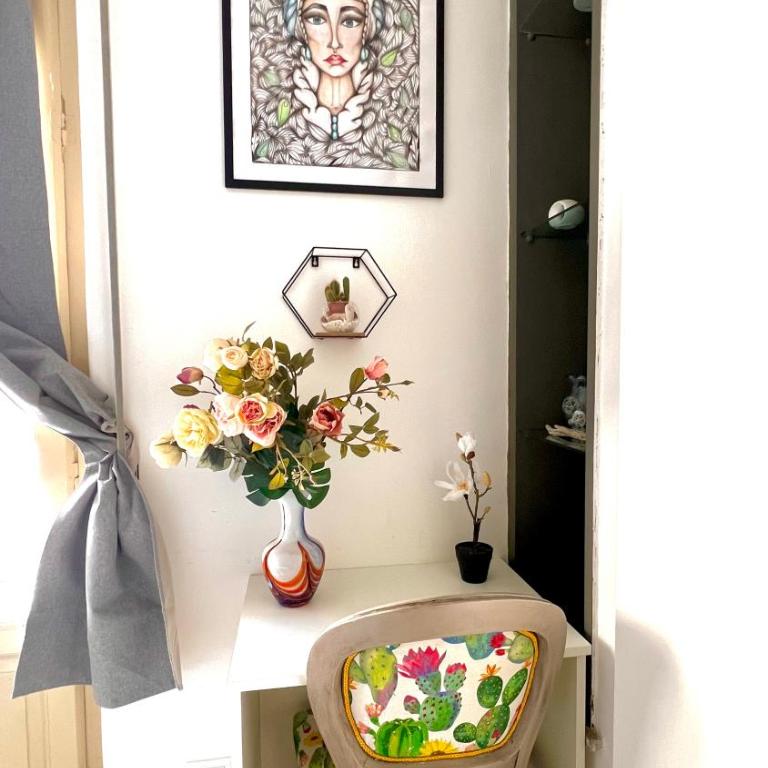 Donizetti 19 - Double Room with Private External Bathroom - 8