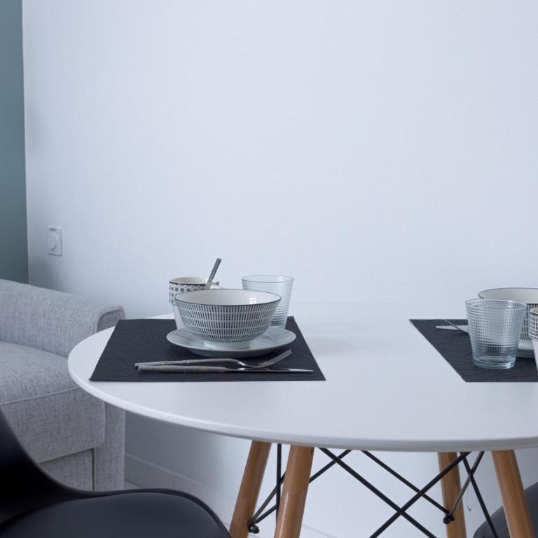 LE MIMONT studio central et calme, séjours en couple ou congrès - Studio Standard - 2