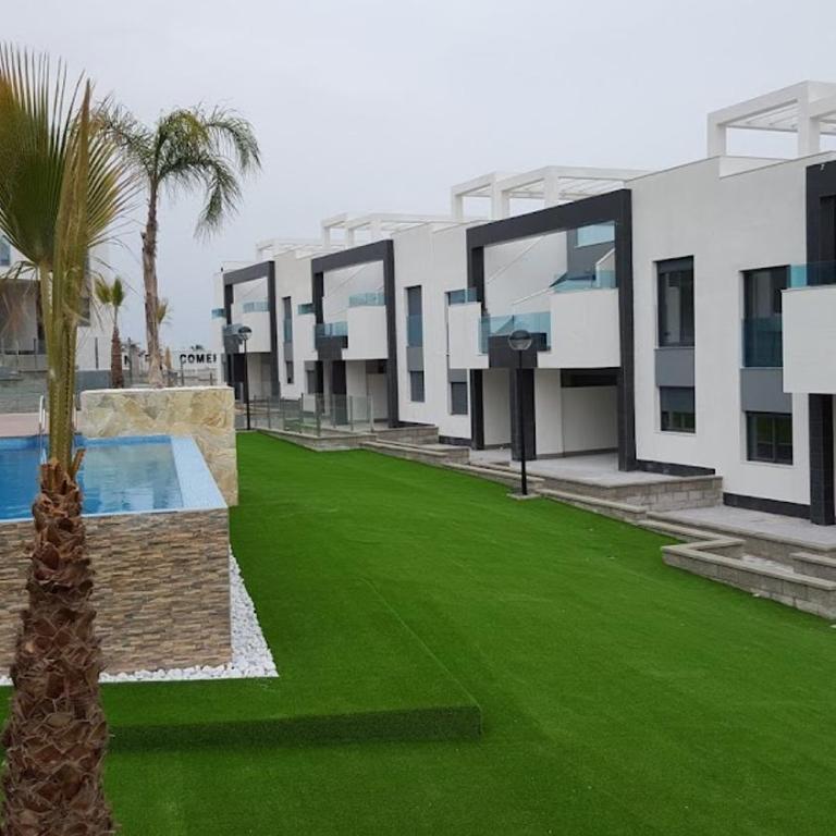 Oasis Beach - Top floor with seaview - Apartamento de 2 dormitorios - 2