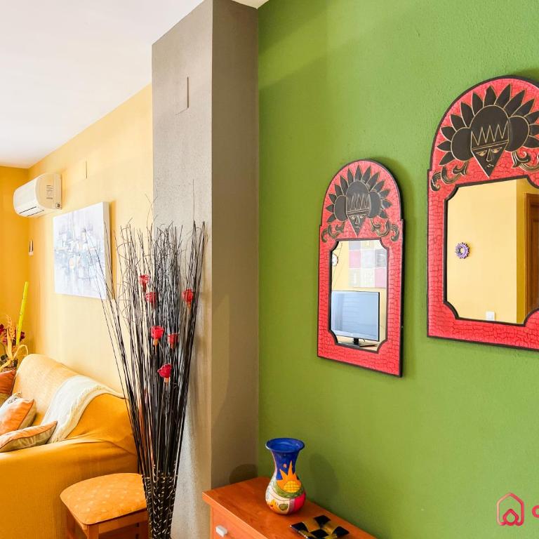 Vistoso y Colorido - Apartamento de 2 dormitorios - 1