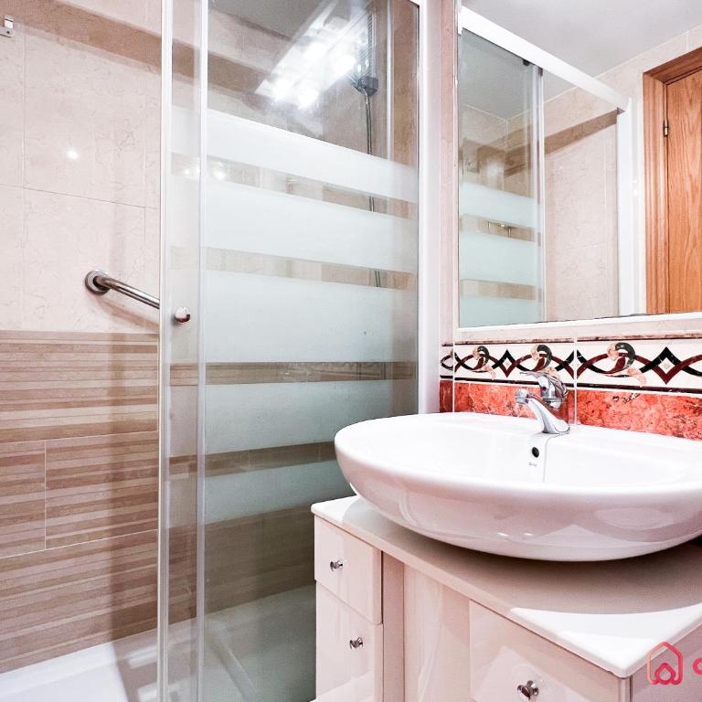 Vistoso y Colorido - Apartamento de 2 dormitorios - 24