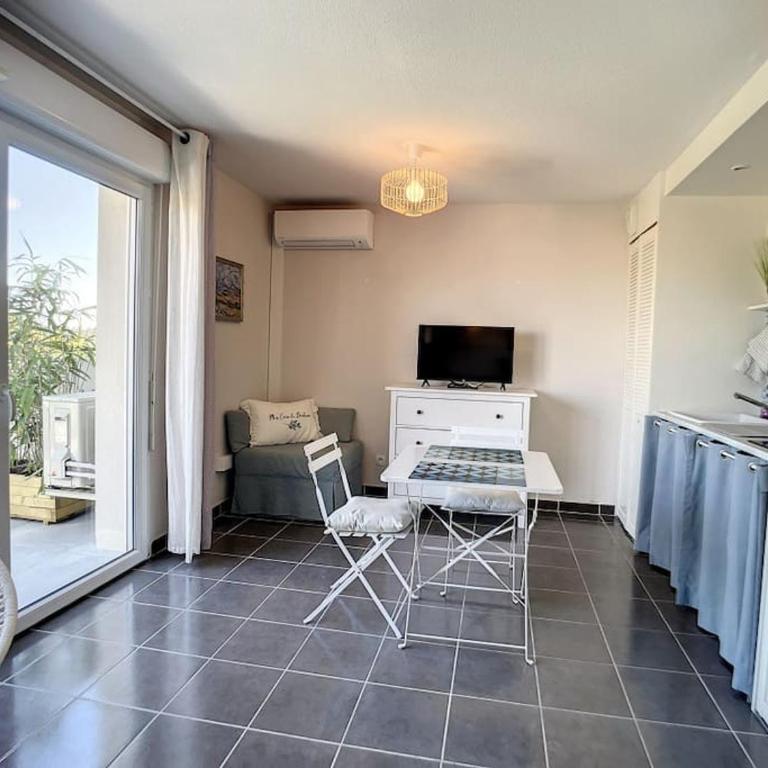 Studio Villa Serena piscine centre ville - Appartement 1 Chambre - 11