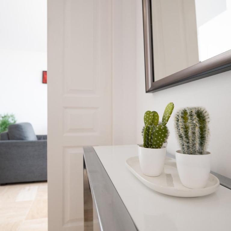 Nemea Appart Hotel Le Lido Cagnes sur Mer - Apartment mit 1 Schlafzimmer und Poolblick (4 Erwachsene) - 2