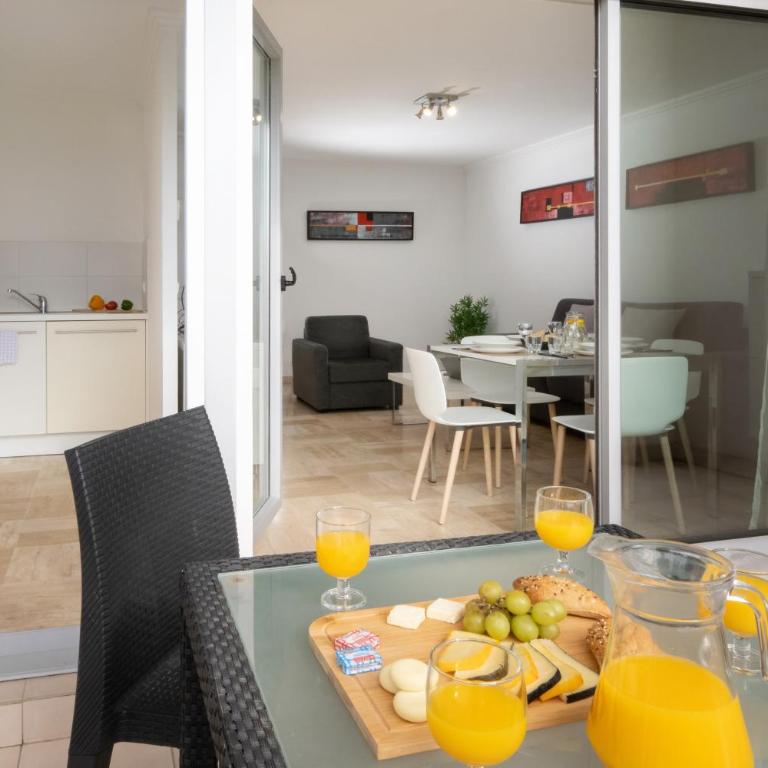 Nemea Appart Hotel Le Lido Cagnes sur Mer - Apartment mit 1 Schlafzimmer und Poolblick (4 Erwachsene) - 13
