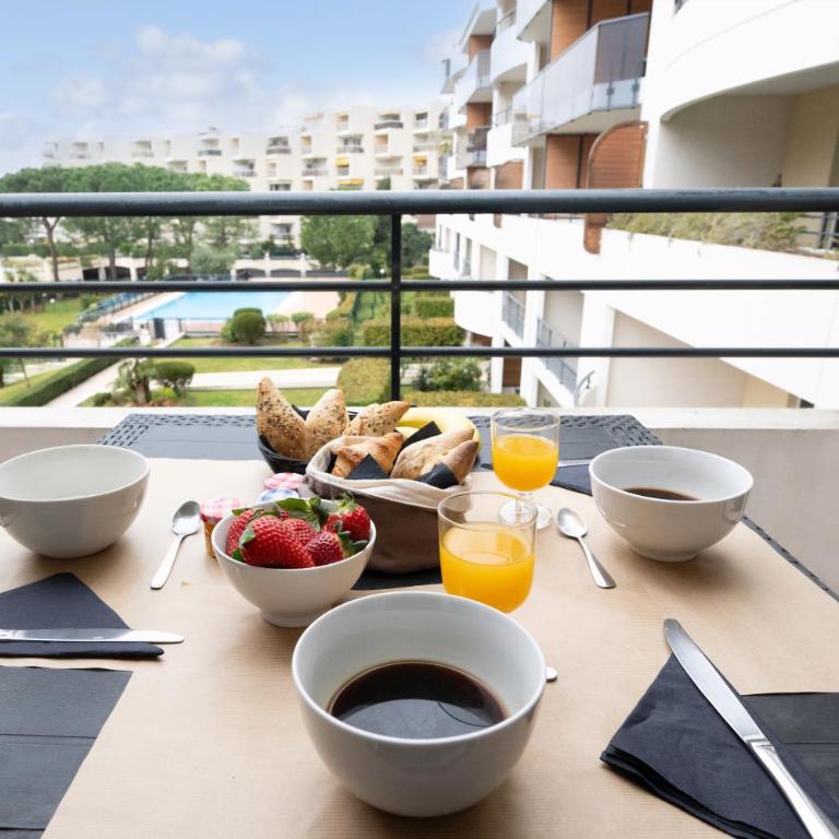 Nemea Appart Hotel Le Lido Cagnes sur Mer - Apartment mit 1 Schlafzimmer und Poolblick (4 Erwachsene) - 18