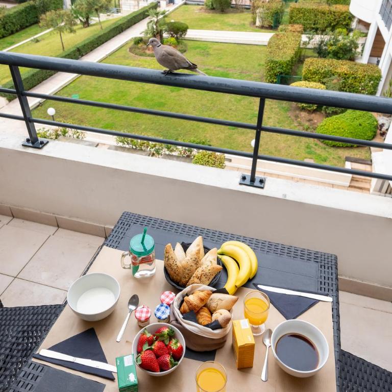Nemea Appart Hotel Le Lido Cagnes sur Mer - Apartment mit 1 Schlafzimmer und Poolblick (4 Erwachsene) - 16